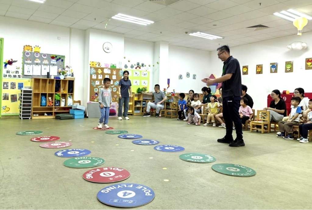 图为辛小勇主任授课现场.jpg