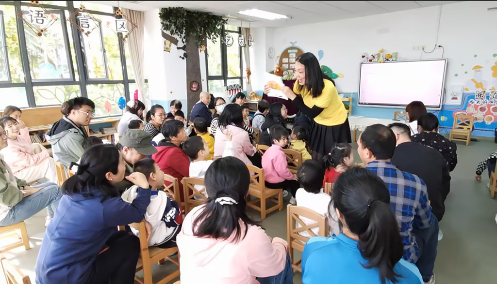 图为《亲子阅读》活动现场.jpg