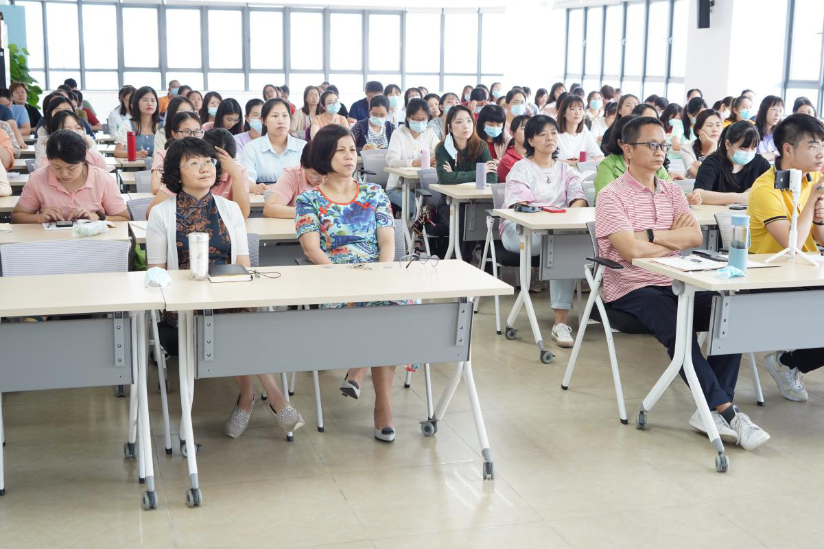 “百川大讲堂”：大学生心理健康讲座顺利举办-新闻网